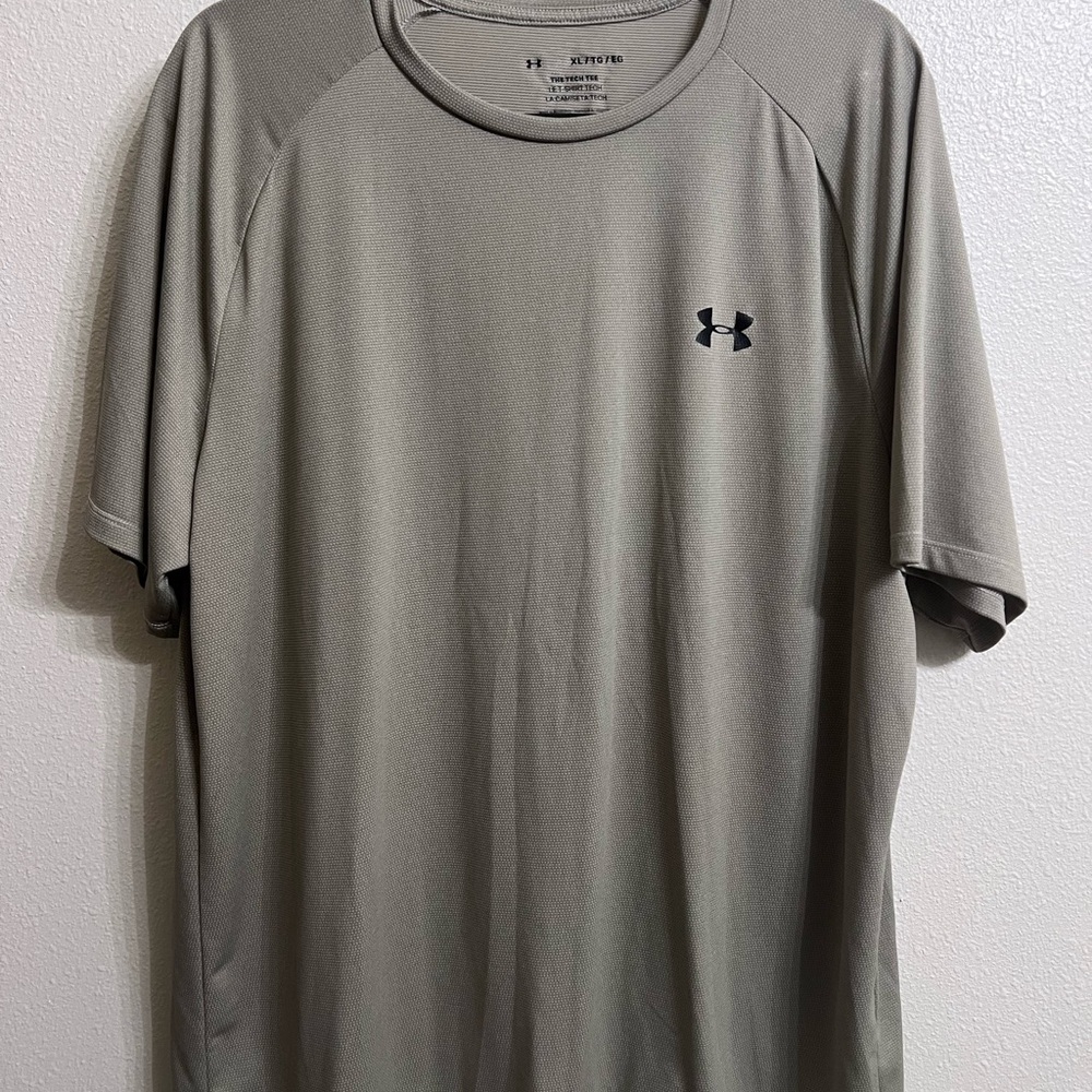 Under Armour Men's Tan Short Sleeve Tee